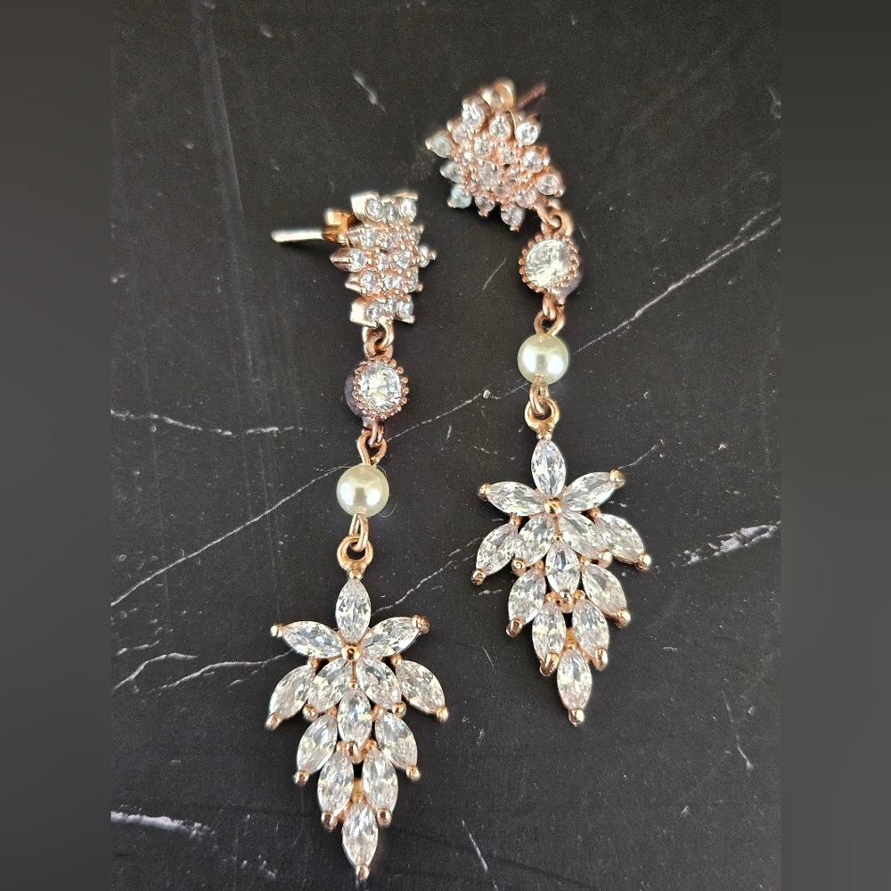 Elegant Rose Gold Toned Sparkly Floral Drop Earrings